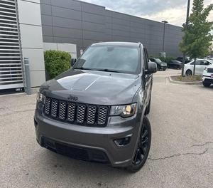 JEEP GRAND CHEROKEE ALTITUDE 2020 USADO, Volante a la Izquierda/Derecha - Product Image 1