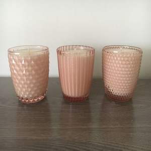 Encantador Portavelas de Vidrio para Velas Votivas, Diseñado para una Iluminación Ambiental Suave que Eleve la Decoración del Hogar con un Atractivo Cálido y Festivo - Product Image 1