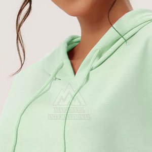 Design personnalisé de haute qualité best-seller pour femmes crop top survêtement coupe ajustée pour femmes crop top survêtement fabriqué en meilleure qualité - Product Image 5