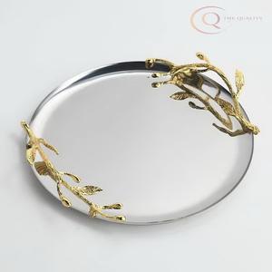 Plateau décoratif en métal pour le Ramadan avec couleurs personnalisables et motifs floraux/à carreaux |   Rehausse l'esthétique moderne de la maison et de la table - Product Image 6