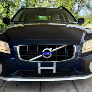 Volvo XC70 AWD 2012 USADO con Volante a la Izquierda/Derecha - Product Image 1
