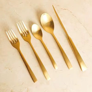 Ensemble de couverts en acier inoxydable plaqué or pour restaurant, mariage, vente en gros, vaisselle, cuillère, fourchette, couteau, noir mat, or - Product Image 1