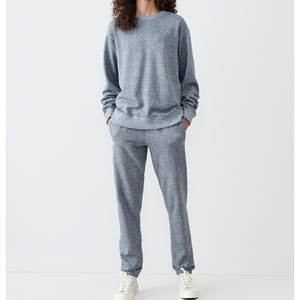 Conjunto de chándal de ropa de calle personalizada para mujer más vendida, conjunto de chándal hecho de algodón de nuevo diseño, precio al por mayor - Product Image 1