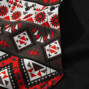 Meilleures ventes 100% sweats à capuche en coton sur mesure pour hommes Design unique avec impression numérique pour l'hiver - Product Image 4