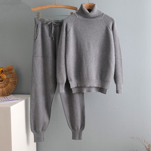 Ensembles de vêtements pour femmes en pur coton du Pakistan, offrant un style confortable et un savoir-faire traditionnel pakistanais - Product Image 3