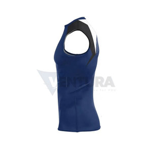 Maillots et shorts de football 7 contre 7 personnalisés OEM, 100% polyester, séchage rapide, respirant, uniforme avec logo, nom et numéro, en vente au Pakistan - Product Image 6