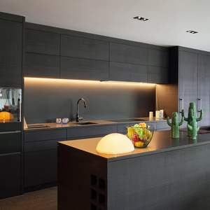 Le support de corbeille à fruits en métal ajoute de l'élégance et de la fonctionnalité à votre cuisine avec un design de stockage peu encombrant - Product Image 5