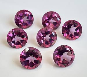 บุษราคัมสีชมพูธรรมชาติทรงกลมเจียระไน7มม. สีชมพูบุษราคัมรอบเหลี่ยมเพชรพลอย - Product Image 1