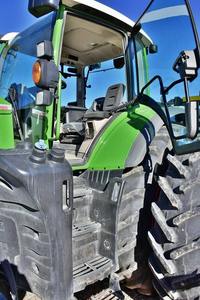 Tracteur Fendt 2023 Vario 728-Tracteur MFWD 280 HP avec moteur MAN, transmission en continu et système hydraulique à grande capacité - Product Image 4