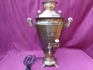 เครื่องชงชา samovar ไฟฟ้ากาต้มน้ำชาที่สง่างามในสไตล์รัสเซียดั้งเดิม - Product Image 3