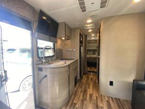 Renegade Villagio 25QRS d'occasion 2016 prêt à être acheté - Product Image 3