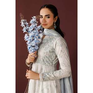 Ensemble de costume pour femme en tissu imprimé brodé PR-1259 - Product Image 6