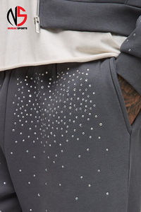 ชุดเซ็ตแทรคสูทผู้ชาย ฤดูใบไม้ร่วง ผ้าฝ้าย 100% แฟชั่นสตรีทแวร์  คุณภาพสูง ขายส่ง แบบใหม่  รับสกรีนลายตามสั่ง  ตกแต่งด้วยคริสตัล - Product Image 5