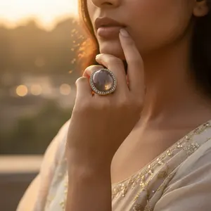 แหวนทอง 14K ชุบหรูหรา ประดับพลอยสีน้ำตาลและเพชรทรงรัศมี สไตล์เรียบหรู ชุบโรเดียม งานฝังประณีต เครื่องประดับคุณภาพ - Product Image 3