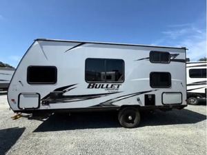 Used 2021 K-e-y-s-t-o-n-e Rv Bullet Crossfire 1700BH ready to sell - Product Image 2