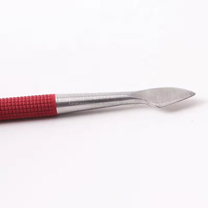 Pousse-cuticules professionnel en acier inoxydable à double extrémité, éliminateur de peaux mortes, manucure, pédicure, réutilisable, nettoyage des ongles, rouge mat - Product Image 6