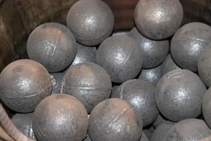 Bola de Molienda de Fundición de 50 mm, Superficie Lisa, Sin Grietas ni Agujeros, Tecnología de Tratamiento Térmico de Alta Gama - Product Image 4