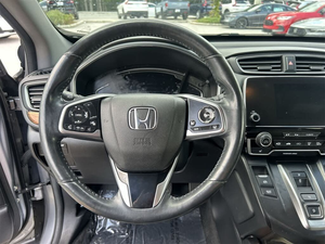 Excelente Honda CR-V Hybrid Touring AWD Automática 2023 con Rines de Aleación Usados R17, Asientos de Cuero, Sistema de Navegación, Arranque Remoto y Techo Solar - Product Image 2