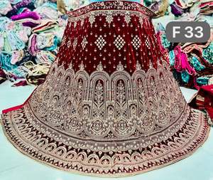 ชุด lehenga ผ้ากำมะหยี่ปักลายสำหรับฤดูร้อนเสื้อนอกเย็บแบบกึ่งผ้าสองชั้นผ้านิ่ม B2B dupatta สำหรับปาร์ตี้ฤดูร้อน - Product Image 4