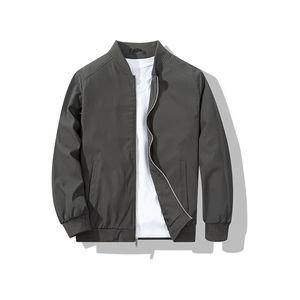 Chaqueta bomber de hombre de satén bordado personalizada al por mayor de fabricante - Product Image 3