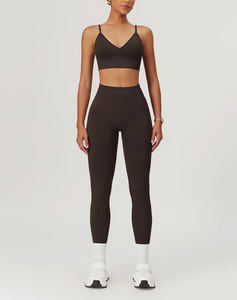 Conjunto de mallas de cintura alta y Sujetador deportivo sin costuras personalizado para mujer traje de entrenamiento de glúteos para gimnasio conjunto de mallas de sujetador de Yoga - Product Image 1