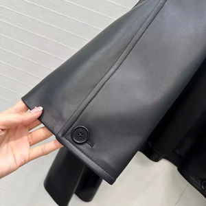 Veste en cuir courte à col ouvert à manches longues de luxe pour femmes, nouvelle mode d'automne, col pliable en peau de mouton noir - Product Image 2