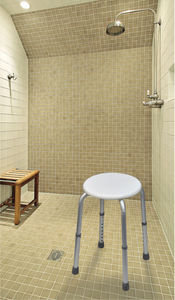 Asiento de Baño Ajustable en Altura, Ligero y Duradero, de Aleación de Aluminio, Antideslizante, con Capacidad de 100 kg, Diseño Moderno - Product Image 3