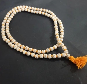 ลูกปัดไม้ฝึกสมาธิทำจากไม้, ลูกประคำไม้สานมีสลักลายกระต่ายรามา8มม. นับลูกประคำ - Product Image 2