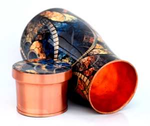 ขวดน้ำทองแดงแท้ 900 มล. สไตล์สปอร์ต ขายดีที่สุด เป็นมิตรกับสิ่งแวดล้อม ฝาปิดกันรั่ว ดีไซน์ทันสมัย สำหรับใช้งานกลางแจ้ง - Product Image 3