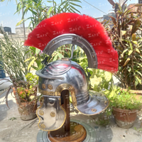 Casco de Centurión Romano con Pluma Roja, Armadura de Acero Suave con Acabado Pulido, Talla Adulto para Eventos de Cosplay y Representaciones Escénicas