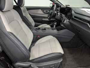 Ford Mustang GT Premium RWD Convertible Rojo Impecable 2024, Motor V8 Ti-VCT de 5.0L - Product Image 6