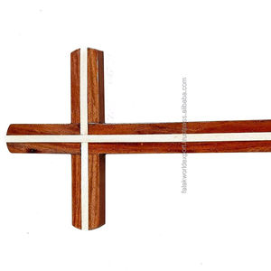 Croix en bois de Jésus-Christ médiévale de haute qualité, crucifix catholique pour la décoration murale de l'église, chapelle, croix en bois brune, cadeau FWE - Product Image 1