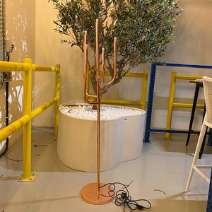 Moderna sala de estar de lujo decoración del hogar elegante forma de hongo lámpara de pie de tela blanca elegante soporte dorado LED para uso en el hogar y la Oficina - Product Image 3