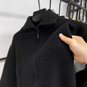 Prendas de punto de invierno para hombre Suministro ODM Cremallera transpirable Cuello simulado Suéter de punto Algodón Logotipo personalizado Impreso - Product Image 5