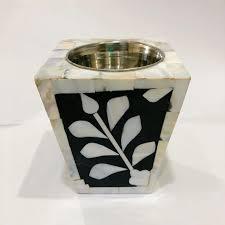 Brûleur d'encens Bakhoor en bois de santal avec incrustation de corne décorative faite à la main, design durable pour une décoration culturelle islamique élégante - Product Image 2