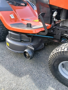 Tractor Cortacésped Husqvarna CTH171 - Product Image 6