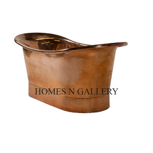 Tina de baño de cobre de lujo martillada a mano Diseño tallado opcional Tina de remojo independiente clásica con acabado plateado para baños - Product Image 3