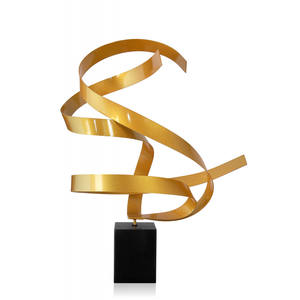 Venta caliente escultura trofeo de aluminio con base de madera al por mayor artículo decorativo para el hogar para exportador fabricado en Navidad - Product Image 3