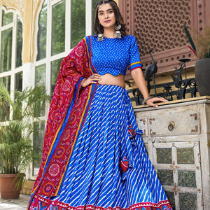 Elegante Tussar Silk Lehenga Choli con Leheriya Print Patola Border y Bandhej Dupatta para exportación a granel Proveedores de desgaste étnico - Product Image 1