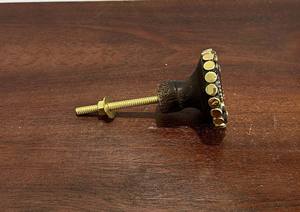 Pomo de cajón de latón y madera de resina epoxi Vintage, tirador de cocina de diseño fresco para muebles modernos, uso de decoración de hogar y oficina - Product Image 5