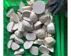 เผือกแช่แข็งที่ปลูกในเวียดนามแปรรูปด้วยเทคโนโลยี iqf บรรจุเป็นเผือกแช่แข็งในแท่งสไลด์หรือรูปแบบเผือกทั้งหมด - Product Image 6