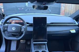 Offre promotionnelle : Fisker Ocean One 2023 d'occasion, faible kilométrage - Product Image 4