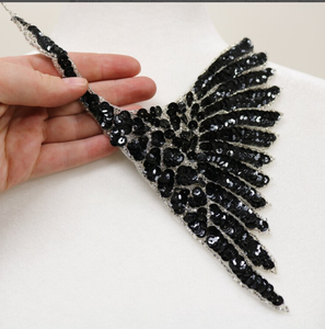 Lentejuelas negras con cuentas cosidas en apliques de pájaro volador, collar de bufanda con cuentas de lentejuelas, bandana con cuentas de flecos - Product Image 2