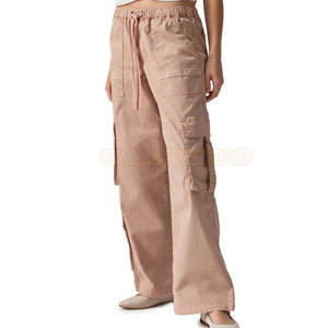 Pantalon cargo pour femme de qualité supérieure, haut de gamme, couleur unie, confortable, en vente - Product Image 4
