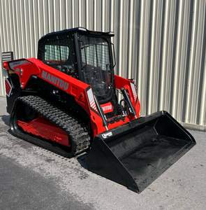 Cargadora de dirección deslizante Manitou 2750VT sobre orugas, equipo hidráulico de alto flujo para movimiento de tierras, construcción y paisajismo, motor listo para exportación - Product Image 1