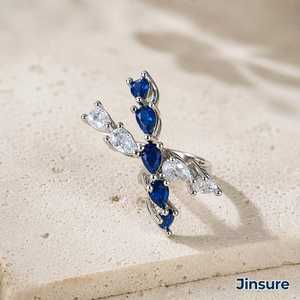 Bague en forme de larme à deux tons pour femme, bijou chic et tendance, idéal pour les fêtes, cadeau - Product Image 1