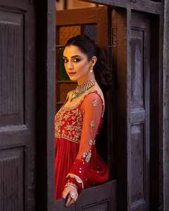 Nuevo diseñador tradicional bordado Anarkali vestido buena calidad bordado Georgette traje pesado Georgette (completamente cosido) - Product Image 2