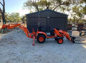 Mini KubotaTractor con cabina de carga frontal y implementos de retroexcavadora a la venta con envío gratis a Reino Unido/Alemania/EE. UU./Europa - Product Image 2