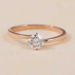 Bague de fiançailles solitaire en diamant rond de culture avec bande de contournement en argent sterling/platine/or, clarté VS1, couleur F - Product Image 6