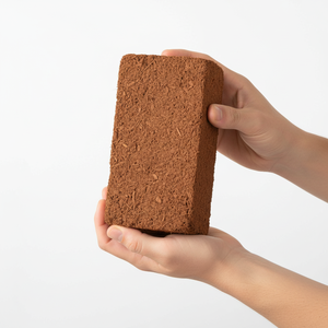 Cocopeat lavé à faible teneur en EC, fibre de coco |   Qualité standard pour l'agriculture et l'exportation - Product Image 1